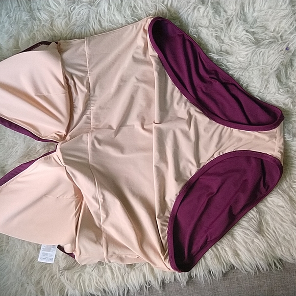 J. Crew Deep V-neck French One Piece Swimsuit Iris Purple Plus Size 22 NWT - Picture 7 of 8